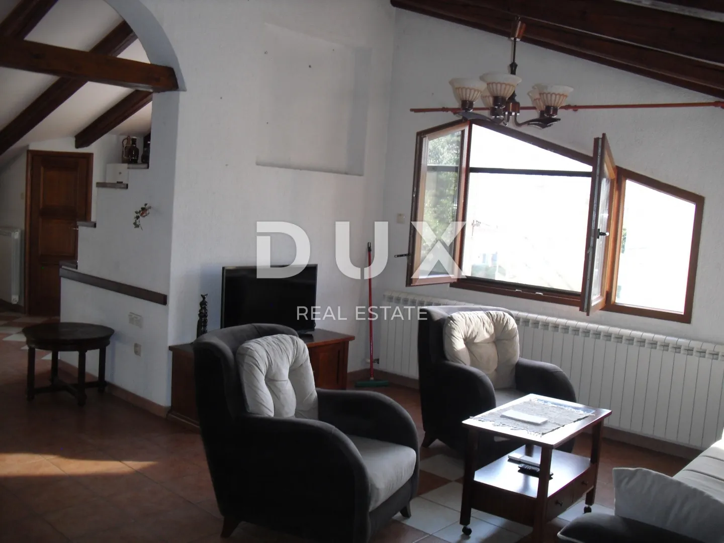 rijeka, krimeja - stan na drugom katu od 125 m2 - slika 7