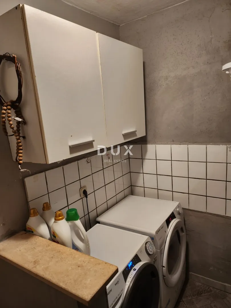 istra,pula - prizemna etaža kuće s dva stana, 2 terase i vrtom - slika 50