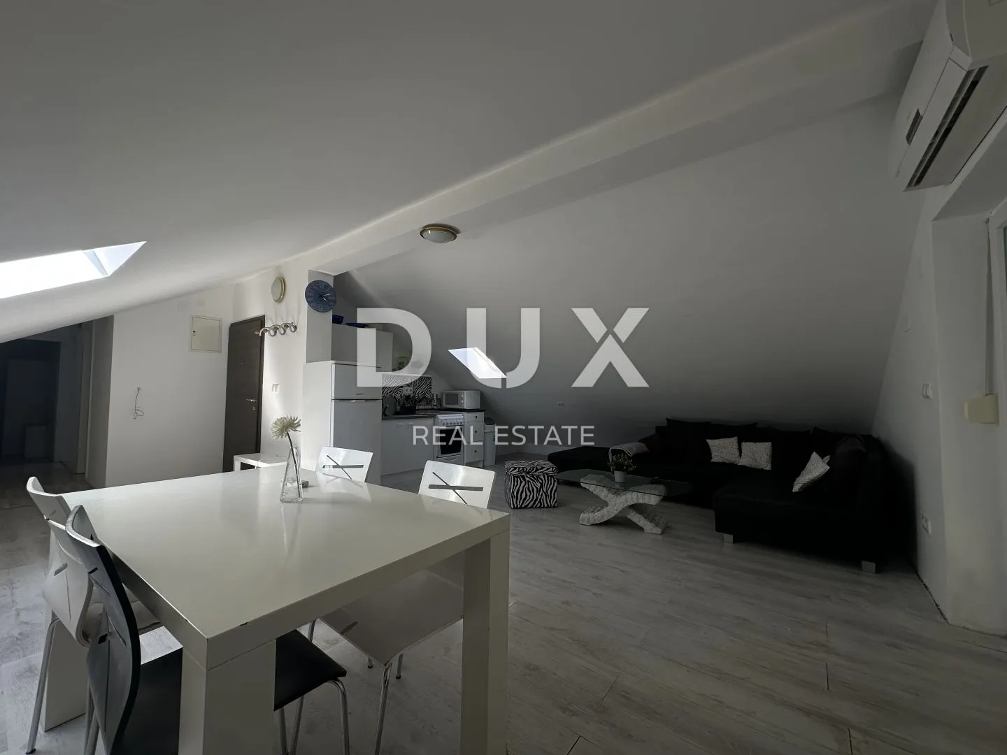 vrsi - apartman 3s+db - pogled na more! - slika 8