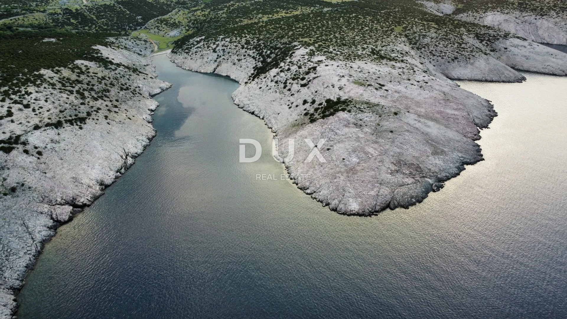 OTOK PAG, DABOVI STANI - Zemljište 66500 m2 - Dubac - Varsan, Novalja