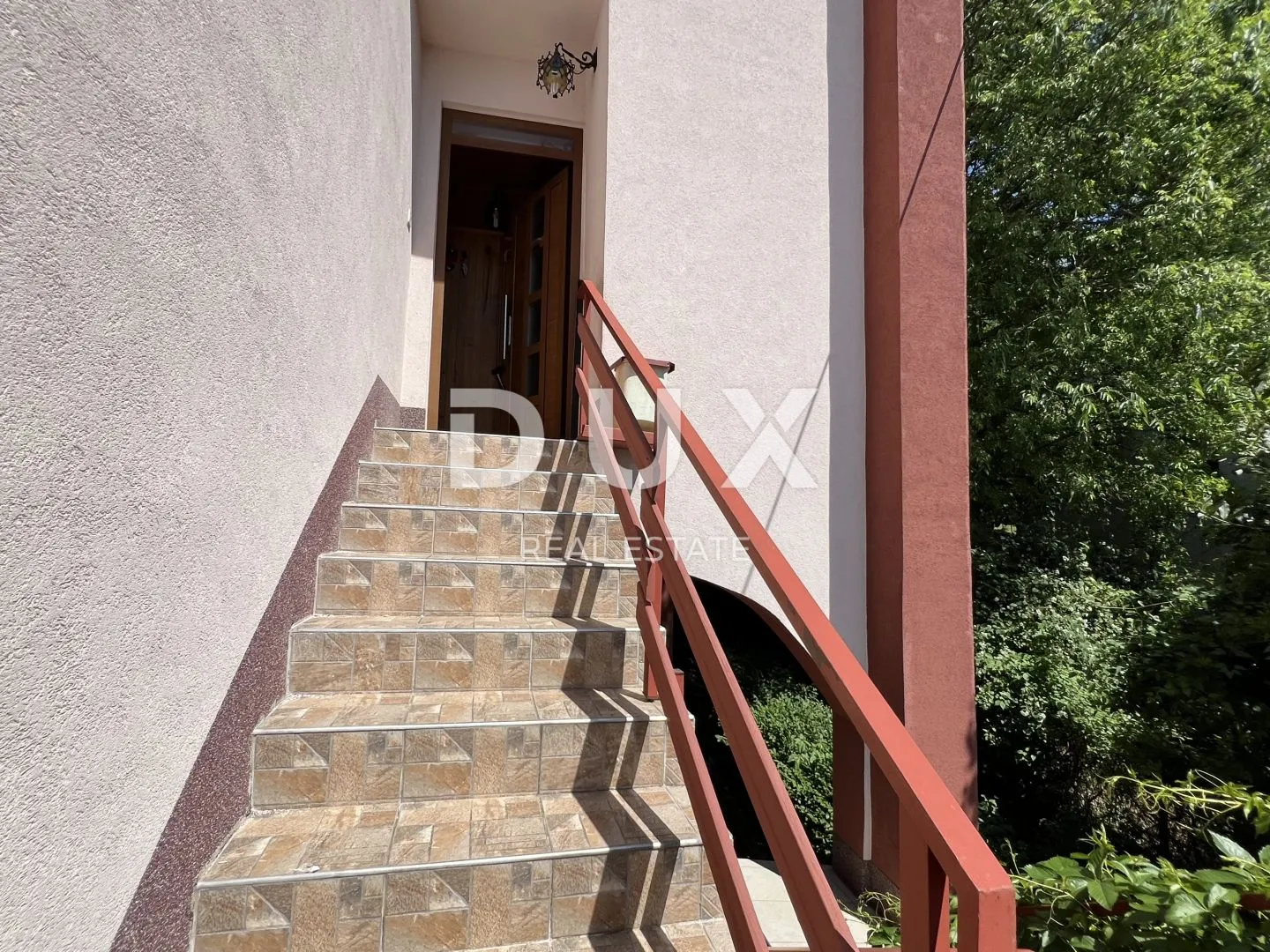 rijeka - stan površine 179 m2 s okućnicom od 550 m2 - slika 10