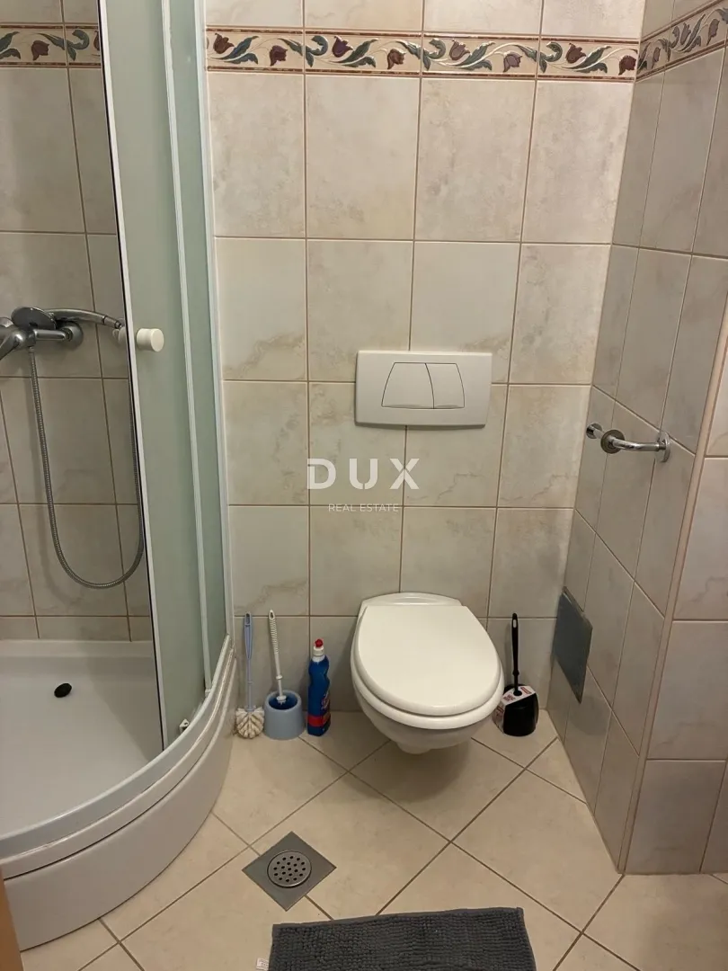 novi vinodolski – uređena garsonijera, pored mora, 21 m² - slika 4