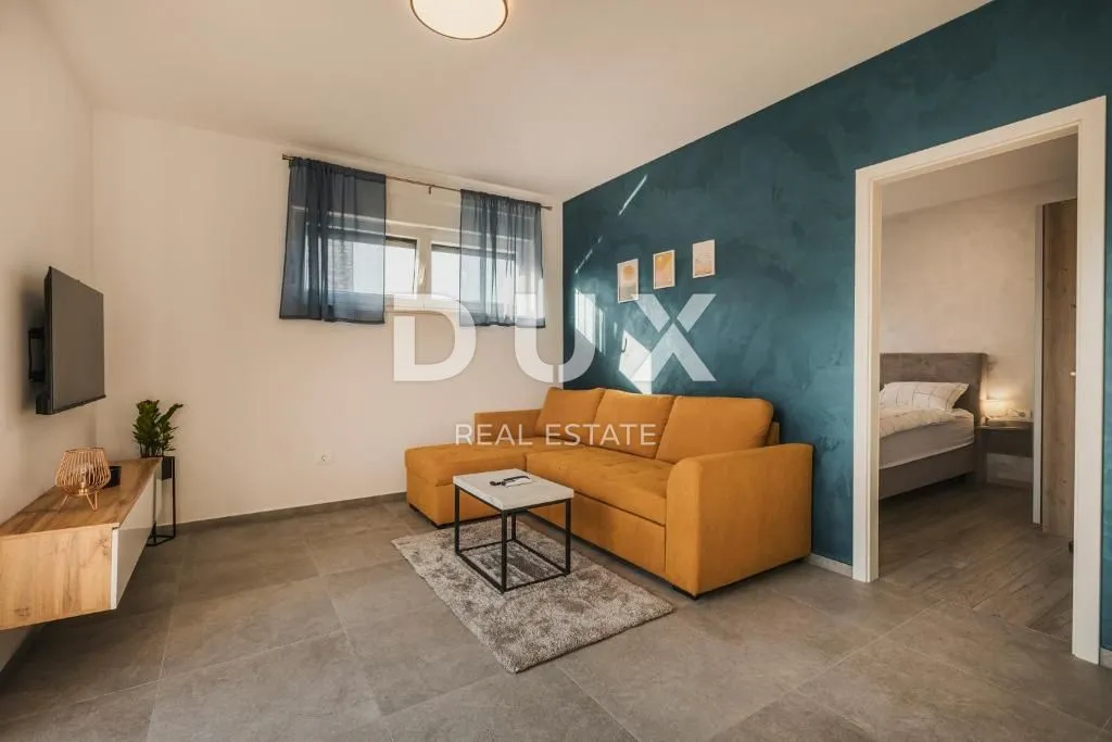 istra, umag (okolica) - moderna vila s tri stana - slika 19