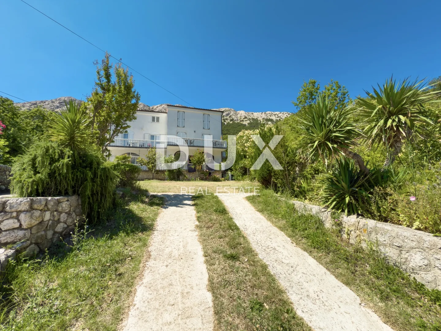 otok krk, baška - kuća s 5 apartmana i velikom okućnicom - slika 73