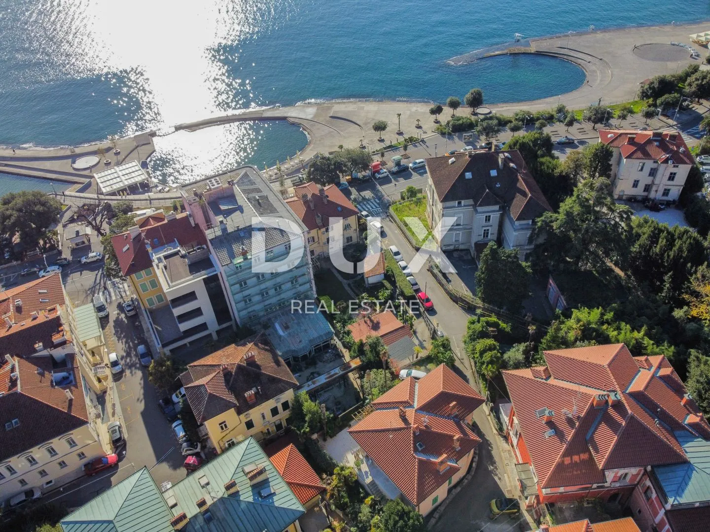 opatija, centar - dvoetažni stan u povijesnoj vili samo 50 metara od mora u centru opatije, parking - slika 4