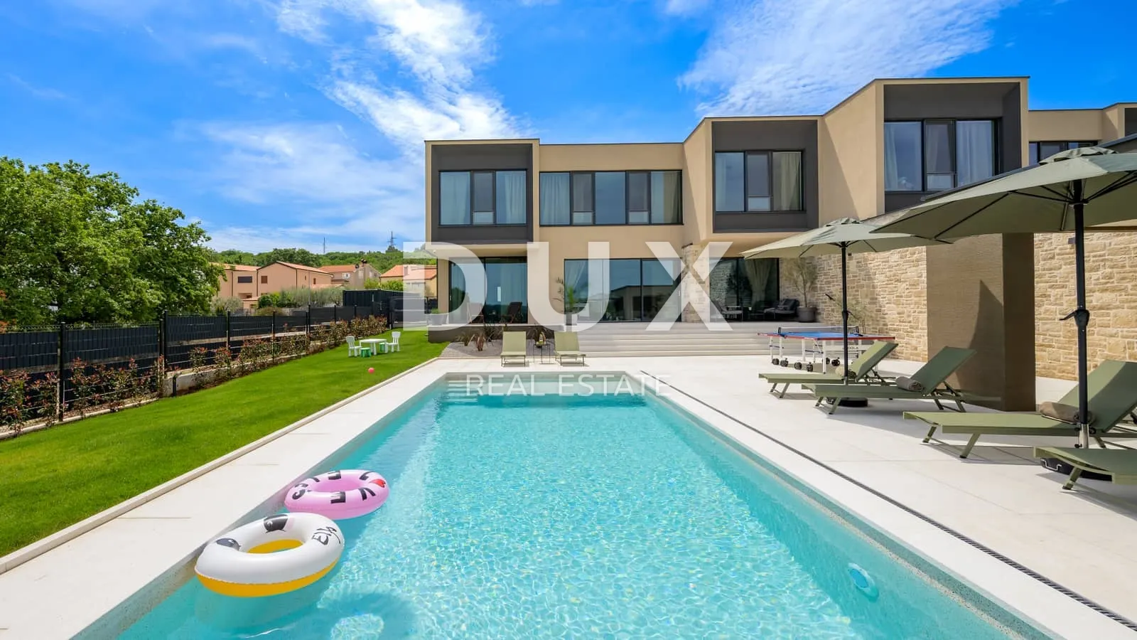 istra, rovinj - moderna nova vila s bazenom i privatnošću - slika 4