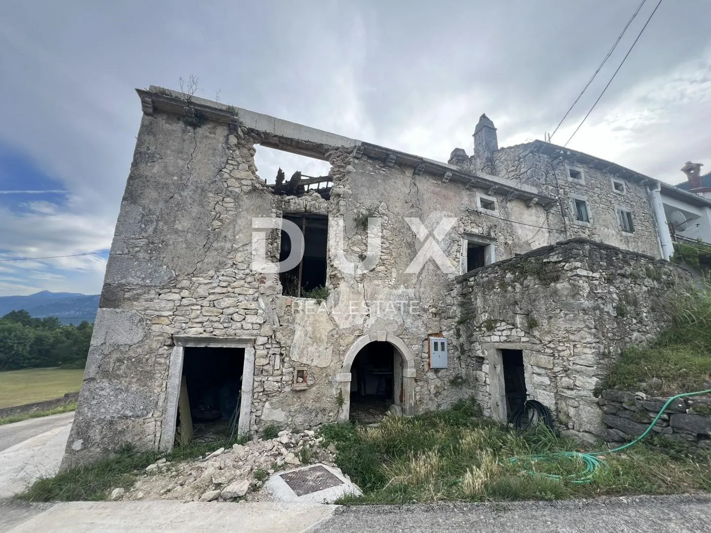 istra,labin (okolica) - dvije kamene kuće s pogledom na prirodu - slika 5