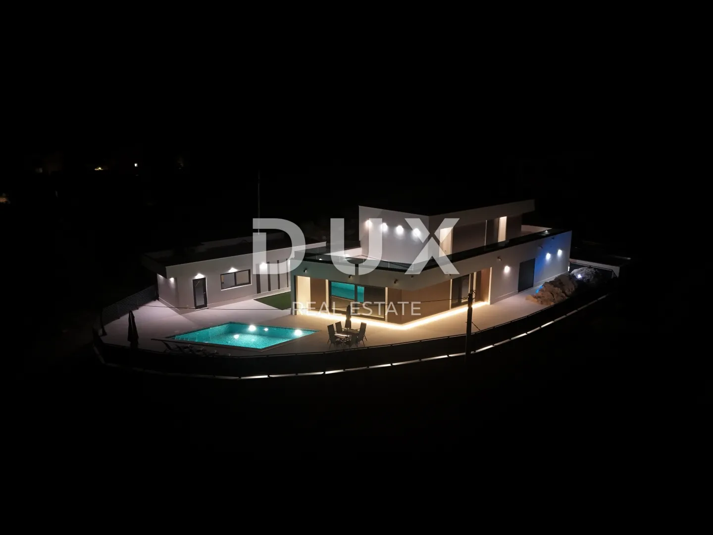 split, podstrana - luksuzna vila s prekrasnim pogledom - slika 67