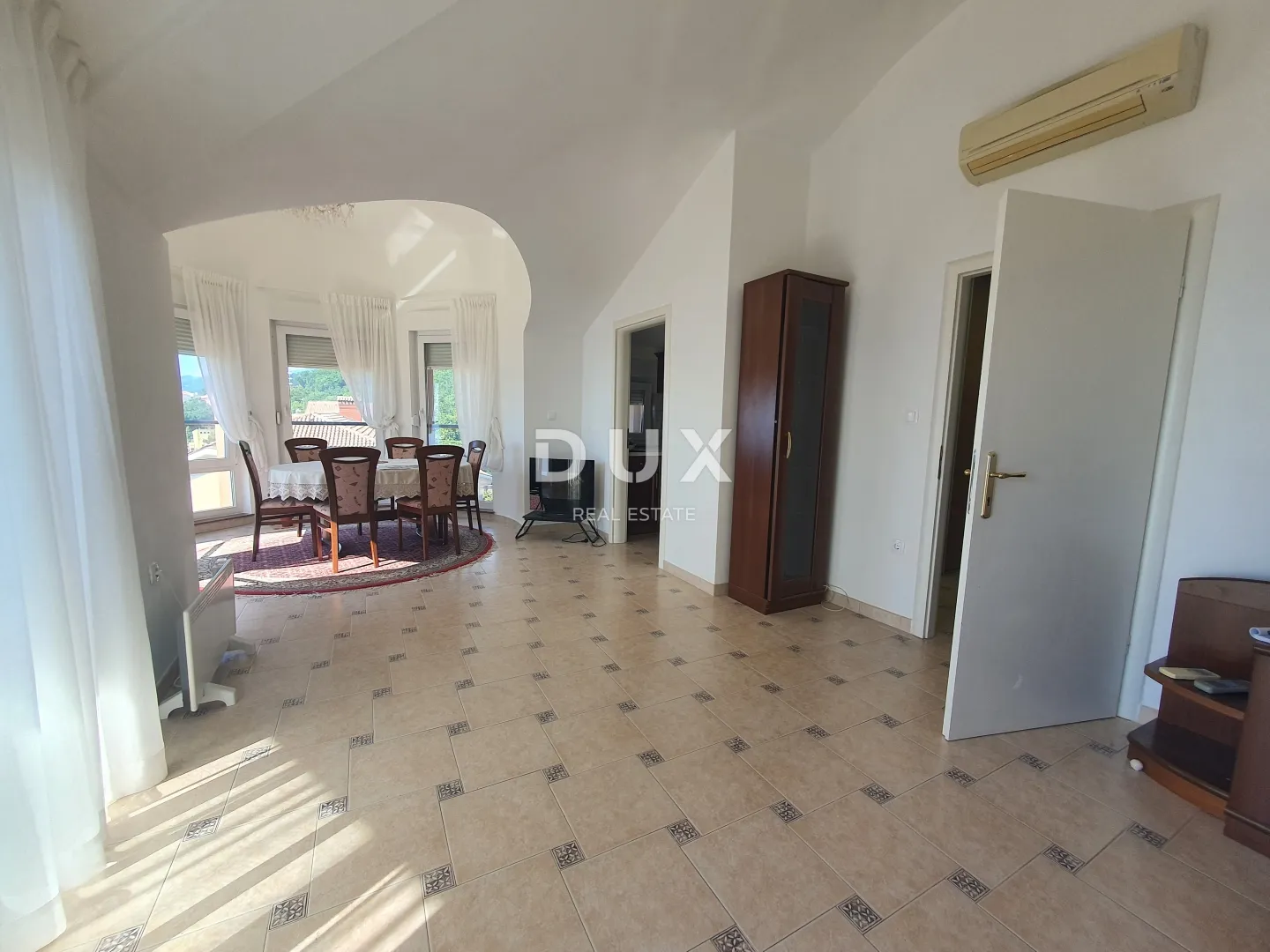 opatija, centar, dvosoban stan, 94m2, pogled, garaža - slika 4