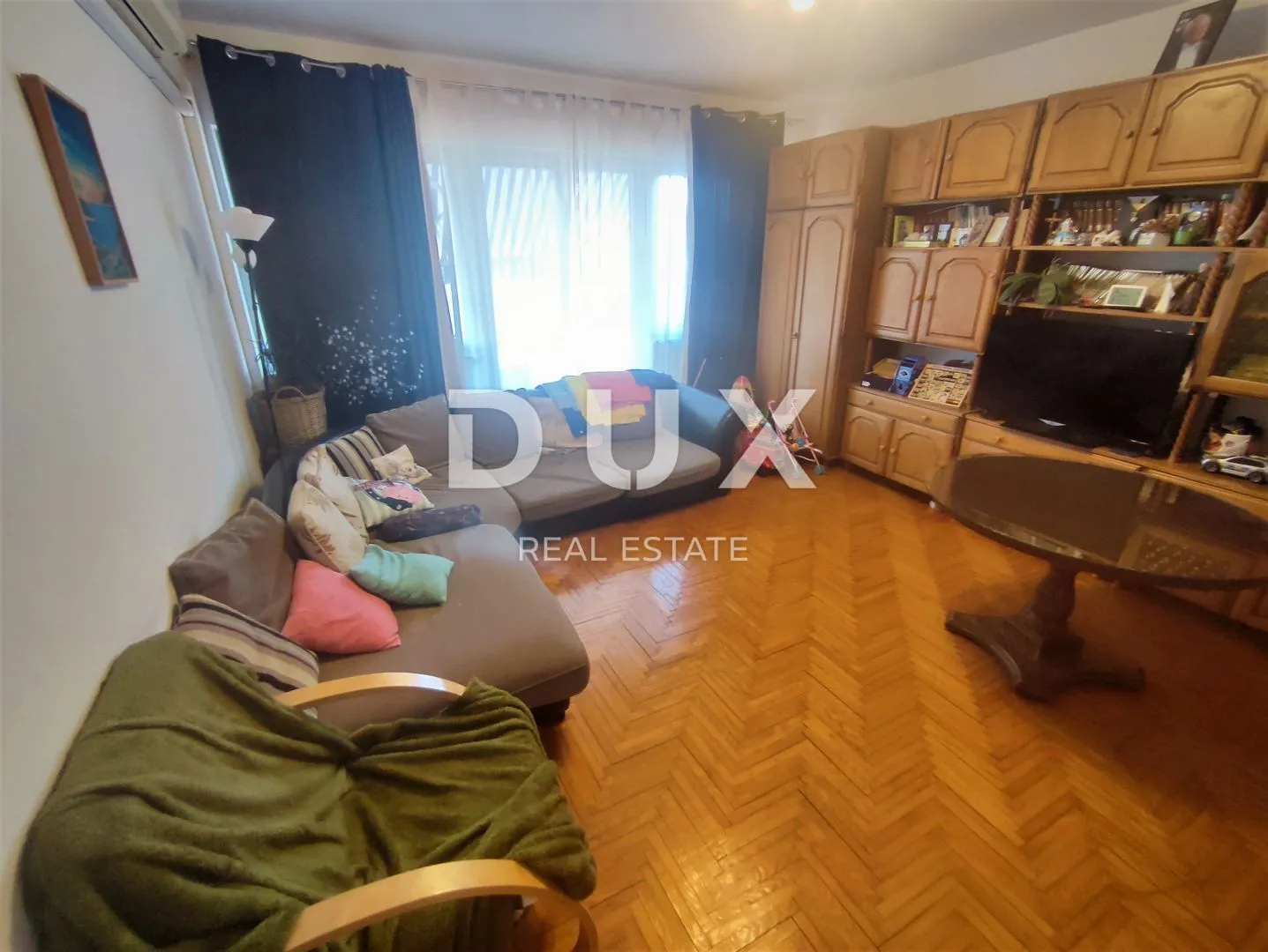istra, pula - samostojeća kuća na velom vrhu 400m2 - slika 14