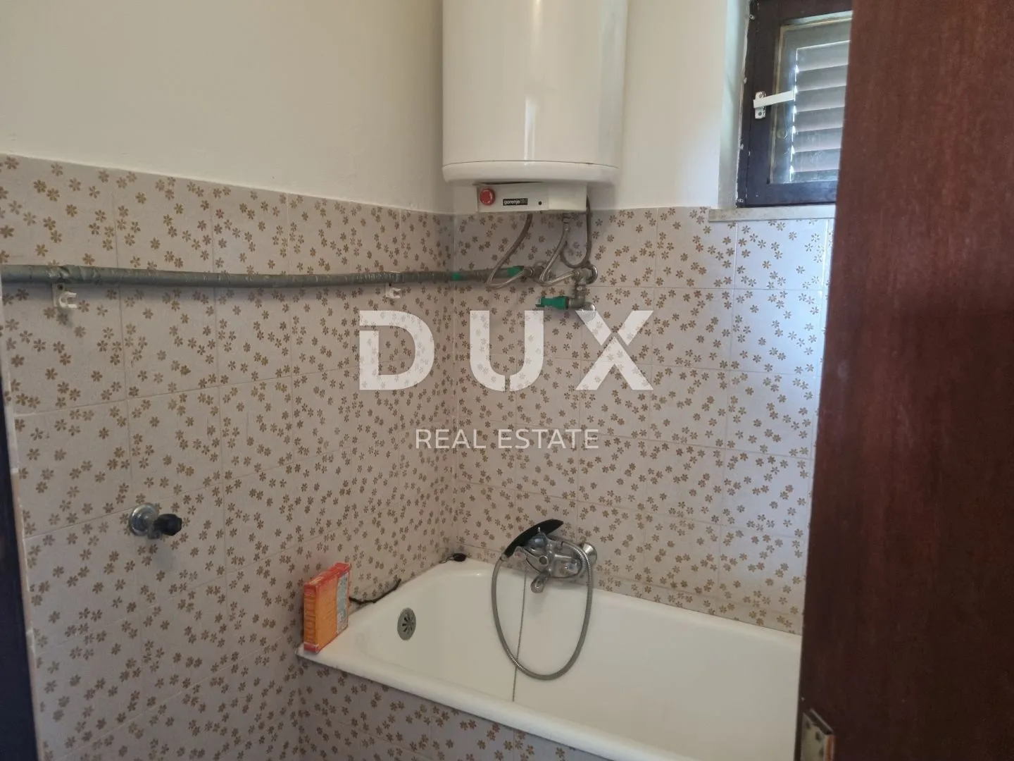 istra, tinjan - kuća sa prostranom okućnicom! - slika 13