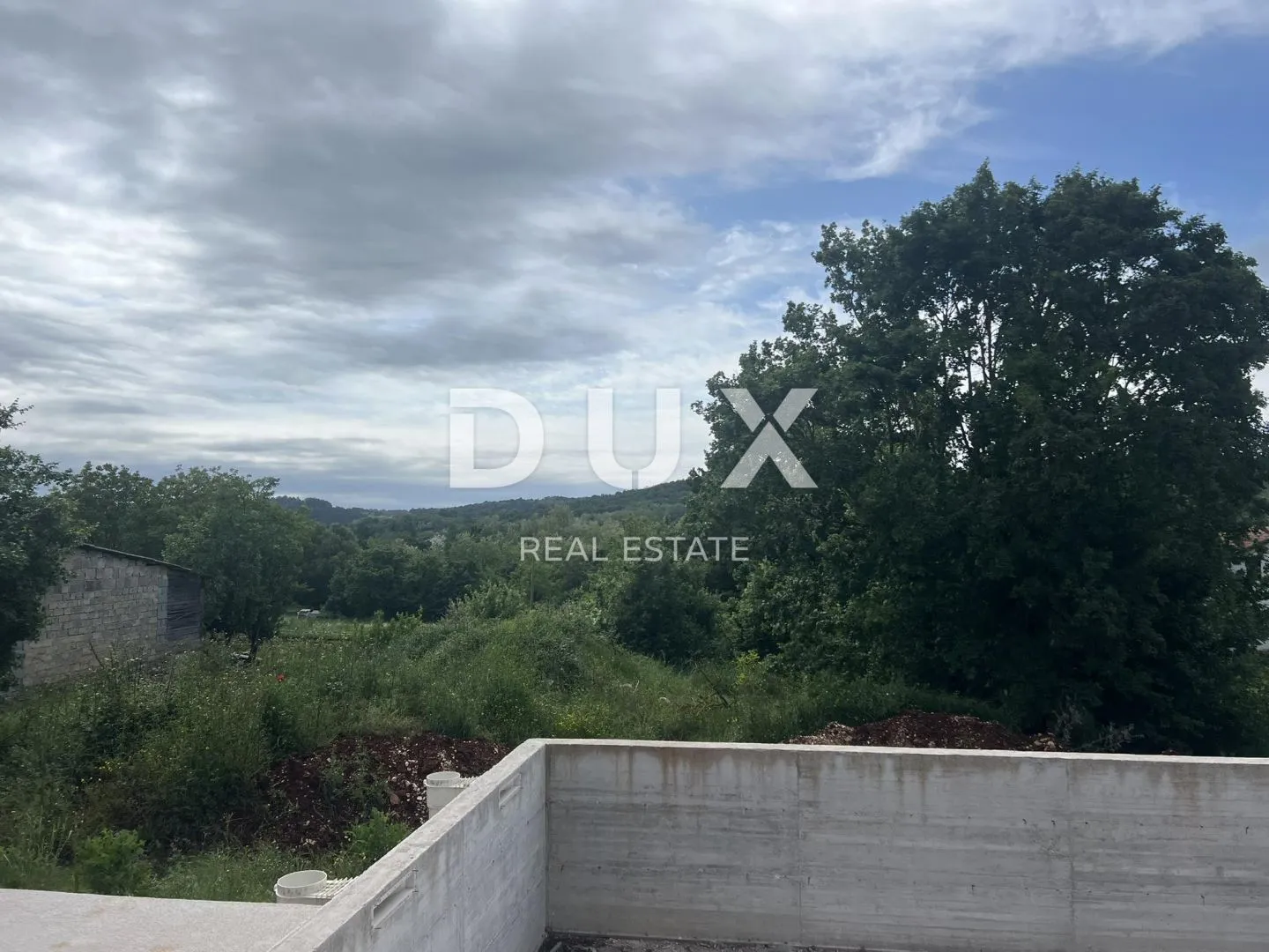 istra,motovun - moderna vila u izgradnji - slika 3