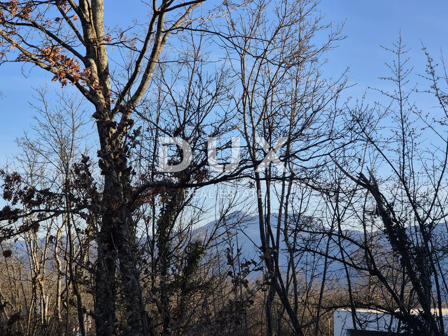 ISTRA, KRŠAN - Građevinsko zemljište turističke namjene T2 s pogledom na Učku