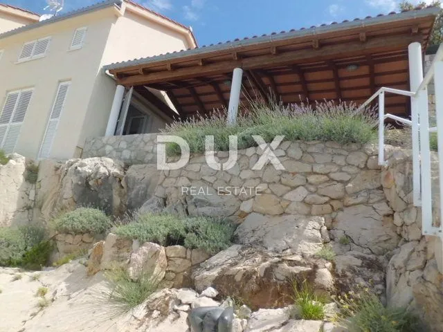 otok krk - ekskluzivna vila sa bazenom - slika 45