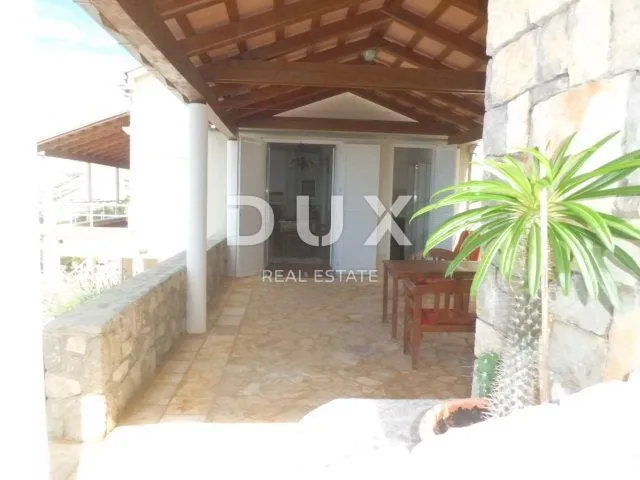 otok krk - ekskluzivna vila sa bazenom - slika 46