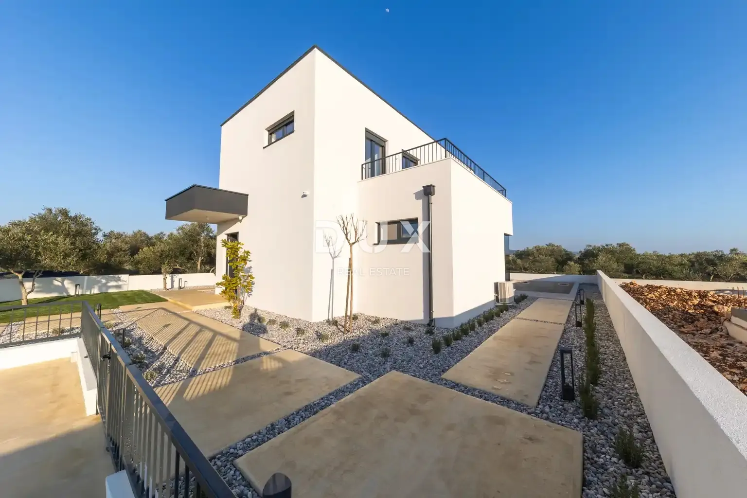 zadar, sukošan - vila s bazenom na mirnoj lokaciji - slika 17
