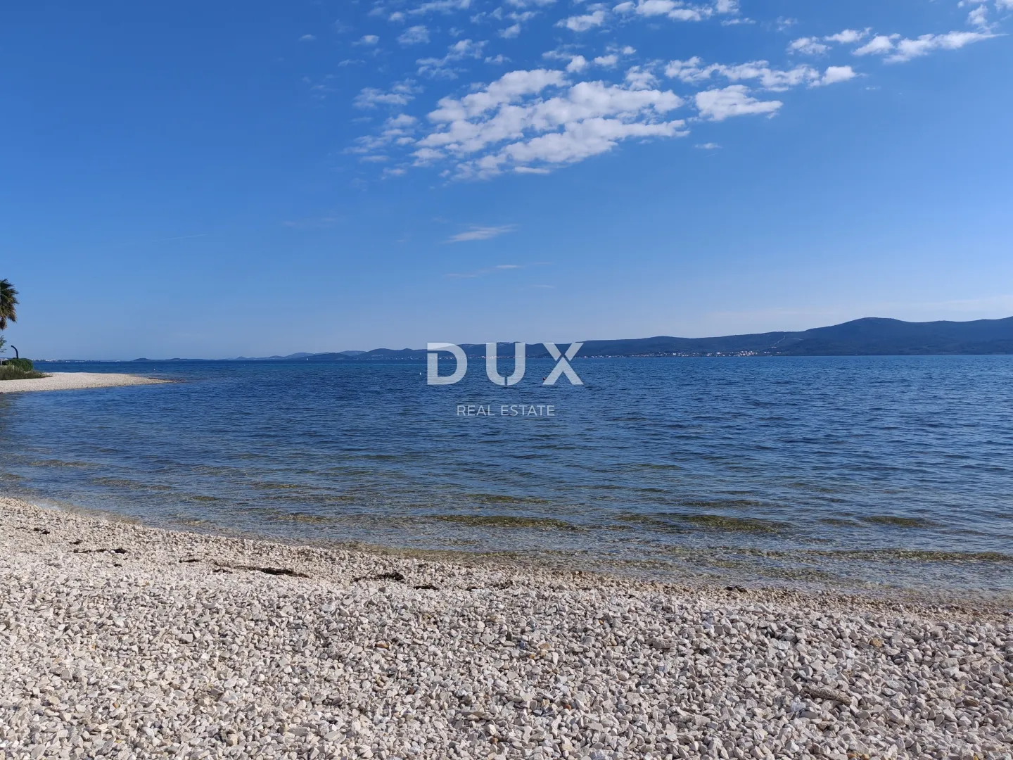 zadar, sukošan - luksuzno namješten penthouse 50 m od plaže! - slika 4