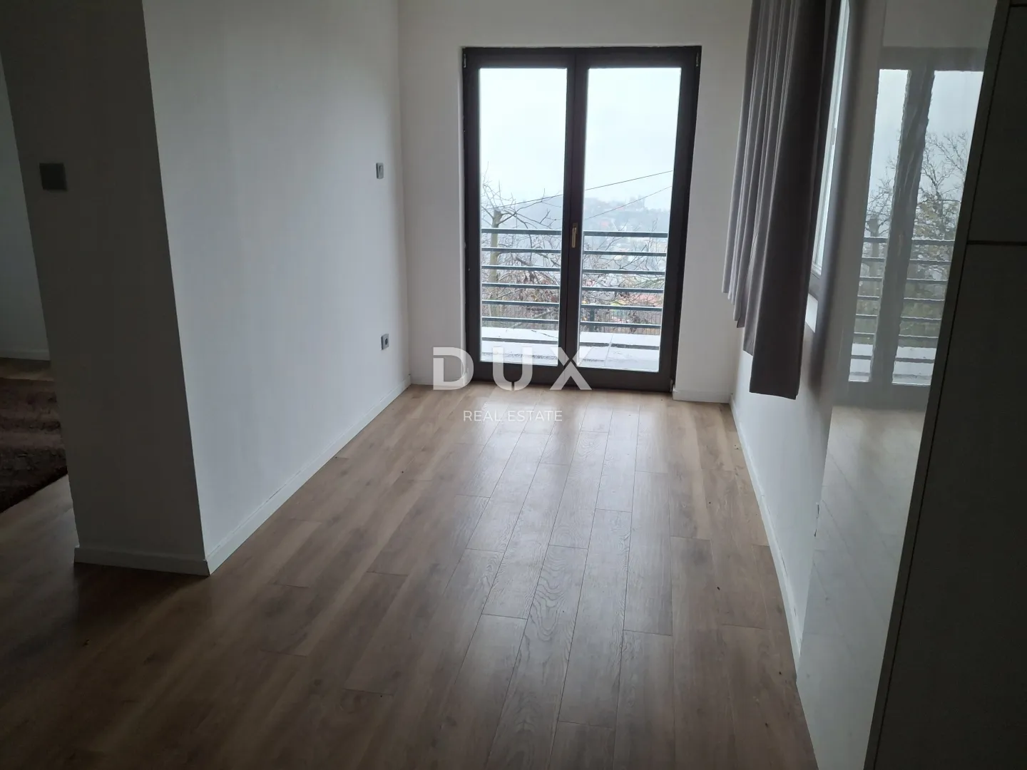 zagreb, gornje vrapče - obiteljska kuća s panoramskim pogledom na zagreb - slika 25