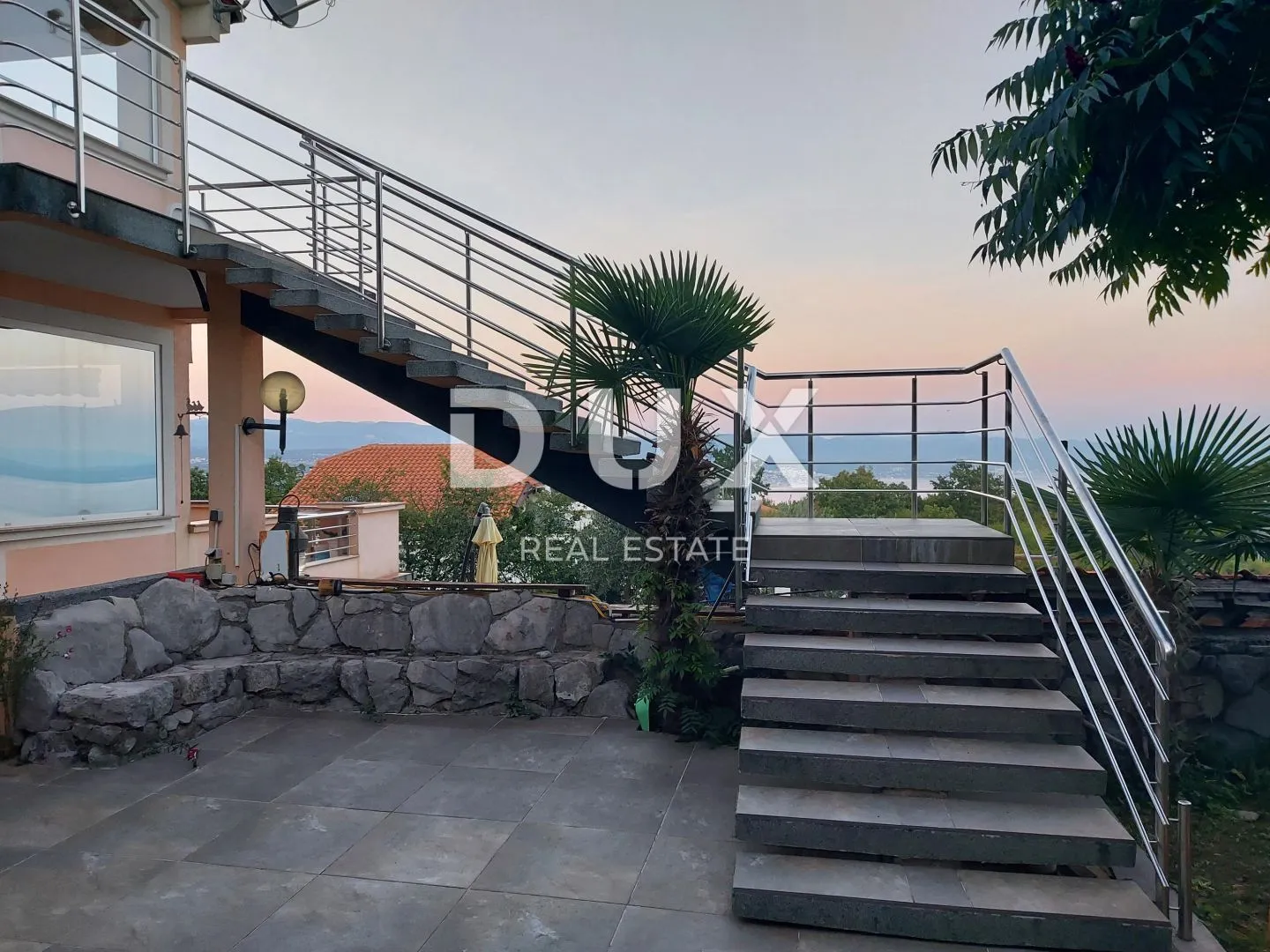 opatija, veprinac - vila 1000m2 s pogledom na more, 6 apartmana i bazenom + okoliš 1000m2 - slika 70