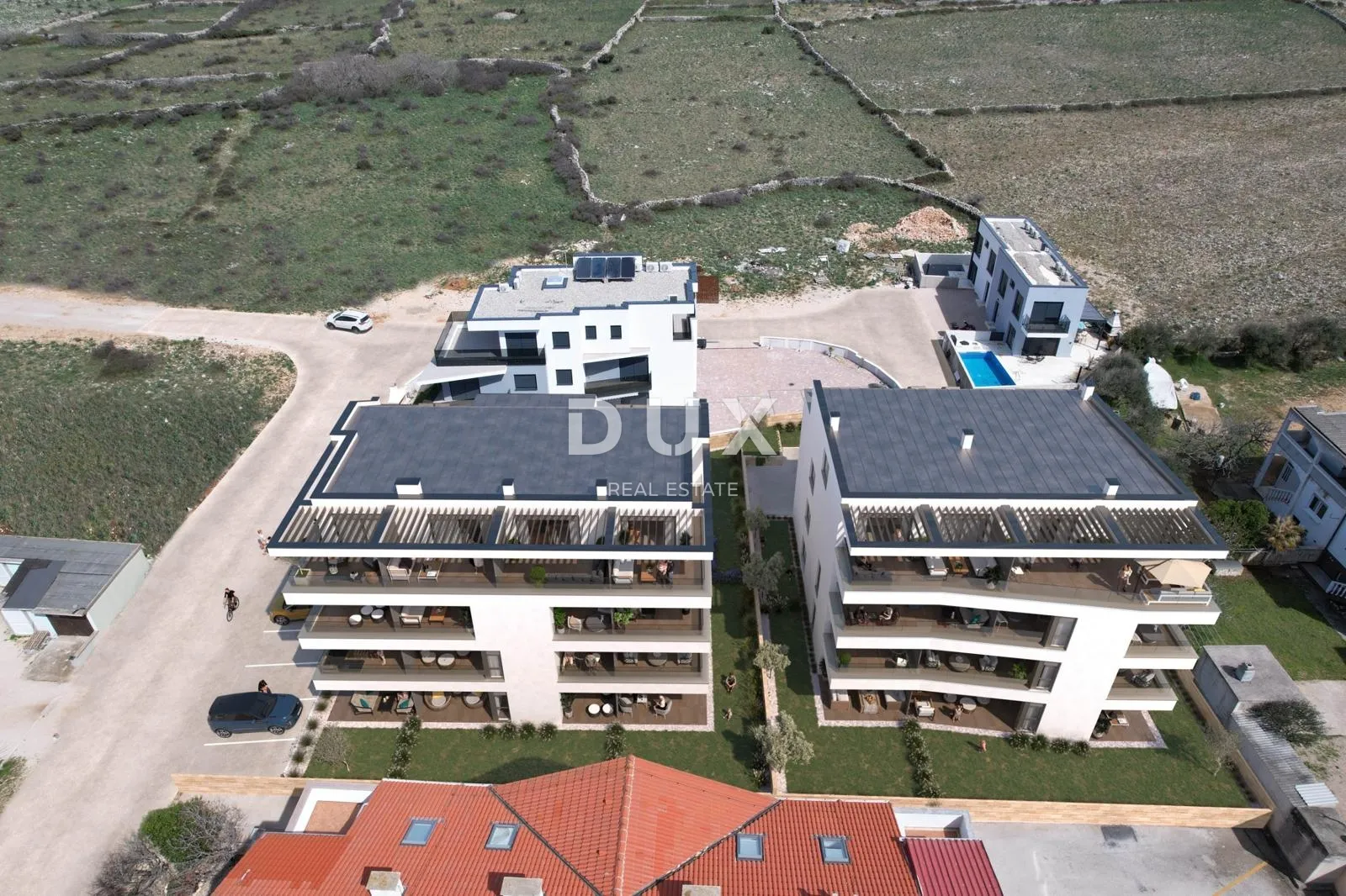 otok pag, povljana - dvosoban stan s vrtom, 250 m od mora - slika 6