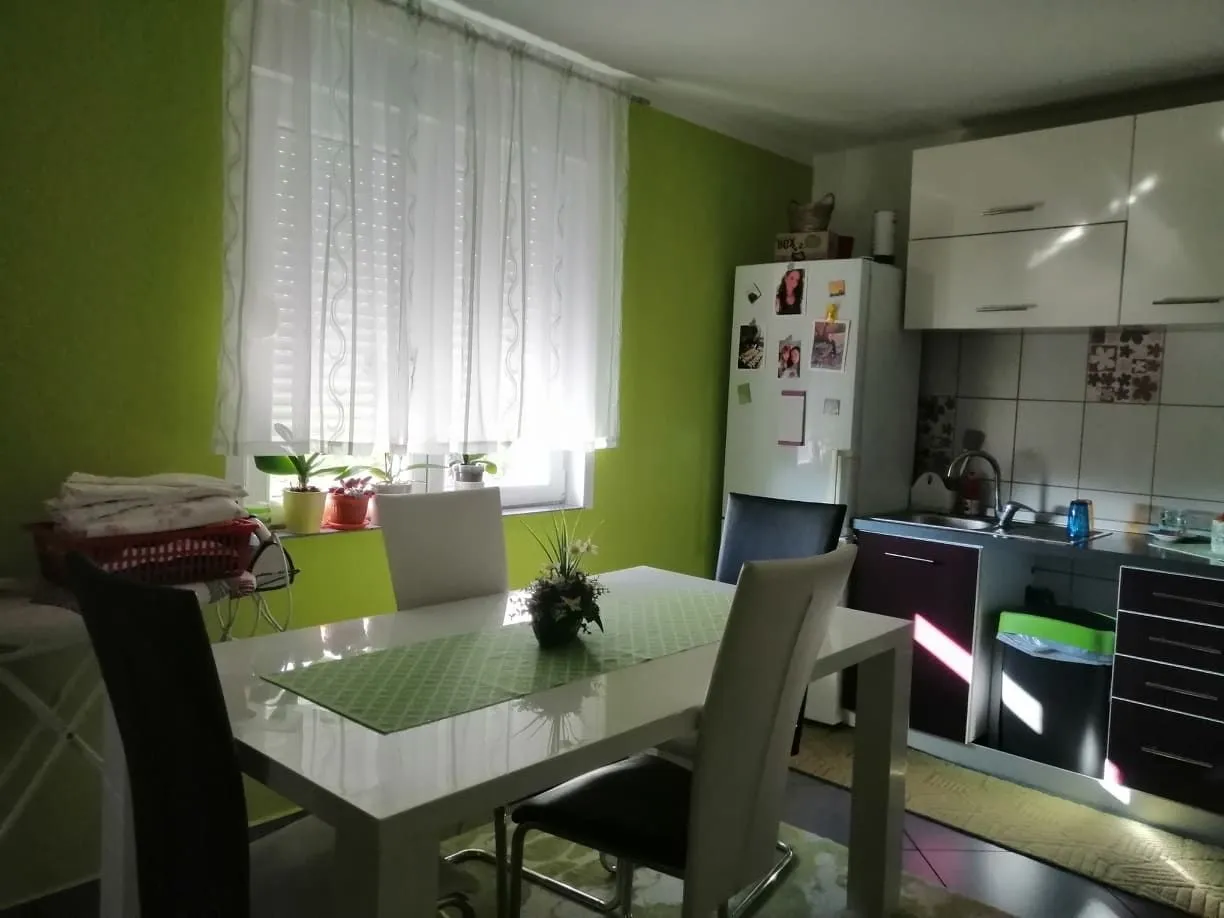 novi vinodolski - stan na dobroj poziciji blizu mora - slika 2