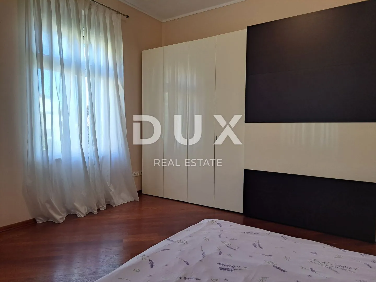 opatija, centar- luksuzan stan od 180 m2 s pogledom na more i 4 parkirna mjesta - slika 5