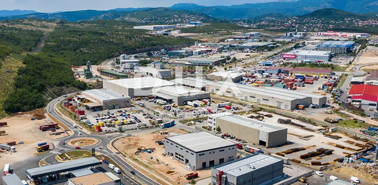 kukuljanovo industrijska zona - građevinski teren 35867m2 za halu / poslovnu zgradu - slika 18