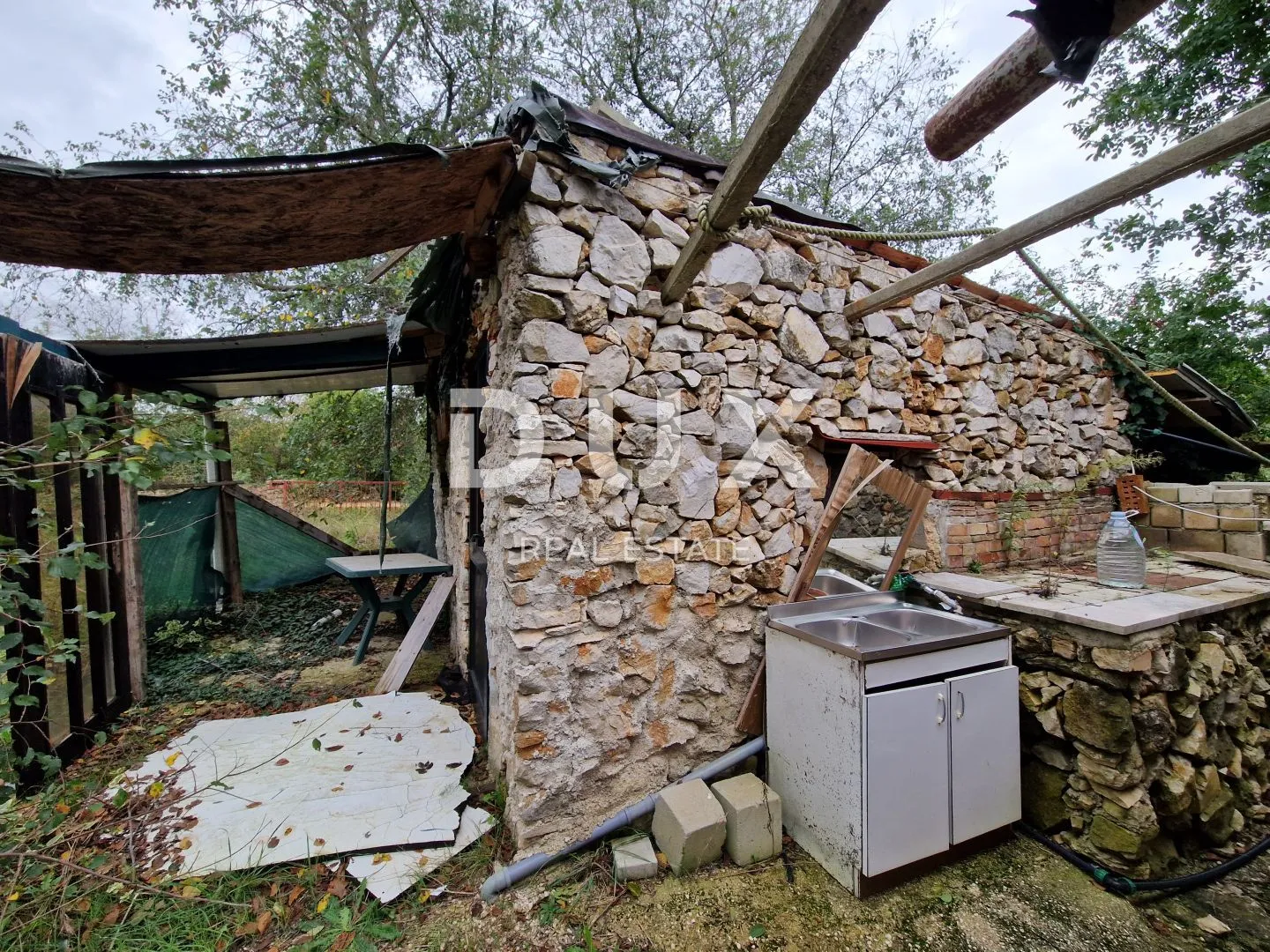 istra, rovinj - prostrano zemljište s dva objekta - slika 6