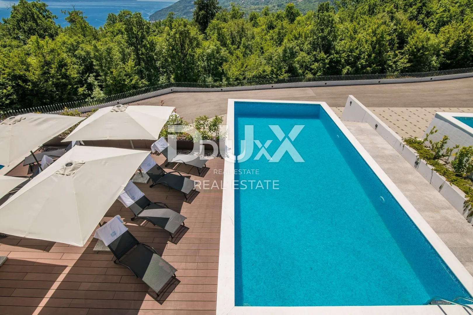 opatija – moderna luksuzna vila s dvije stambene jedinice i panoramskim pogledom na more - slika 14