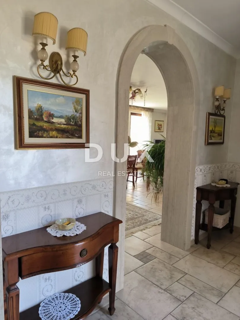 istra, umag - raskošna vila prvi red do mora! - slika 102
