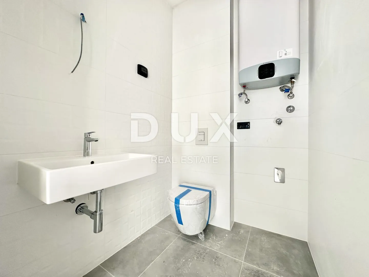 istra, umag - vrhunski 2s+db s balkonom u novogradnji - slika 8