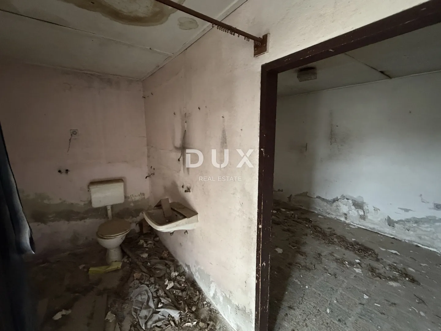 zadar, bibinje - objekat za adaptaciju 39m² - slika 15
