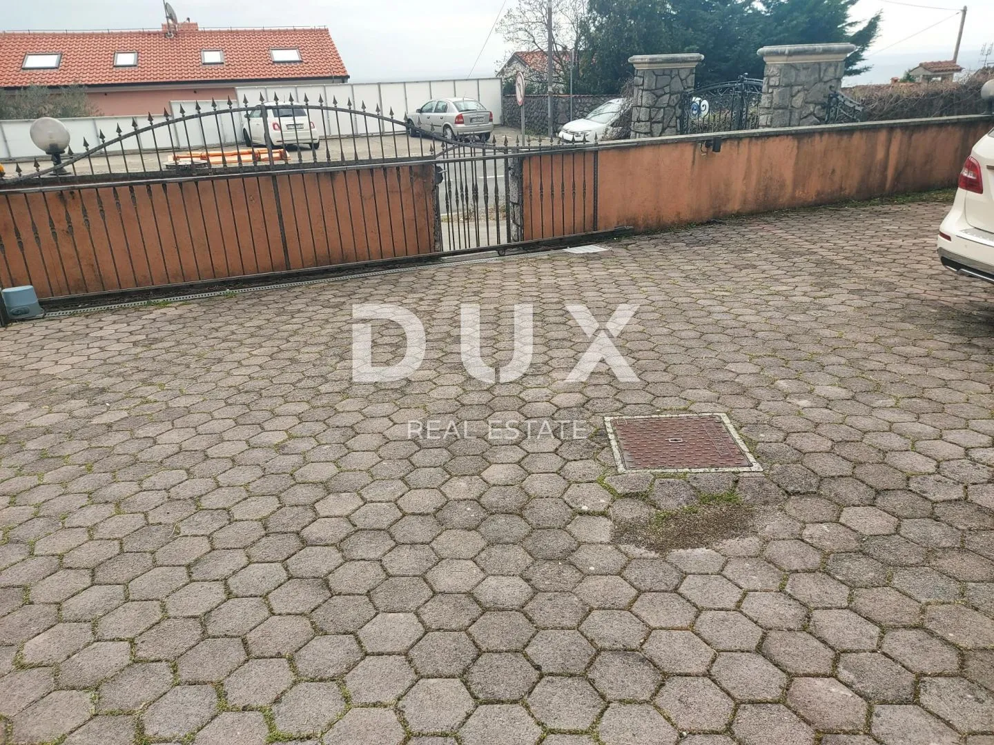 opatija - stan 3s+db 150m2 s pogledom na more i bazenom + okoliš 250m2 - slika 56