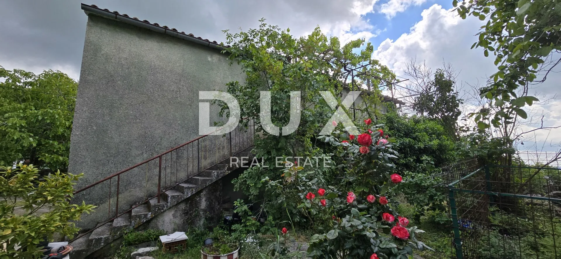 istra, gračišće - samostojeća kamena kuća za renovaciju s pogledom - slika 2