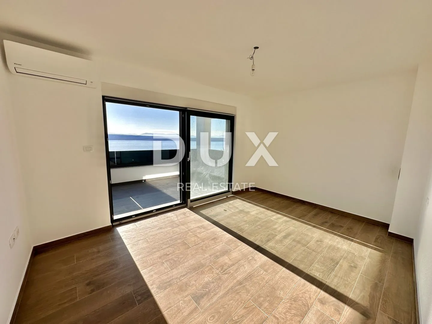 kvarner, crikvenica, dvoetažni apartman, 101 m2, pogled na more - slika 21