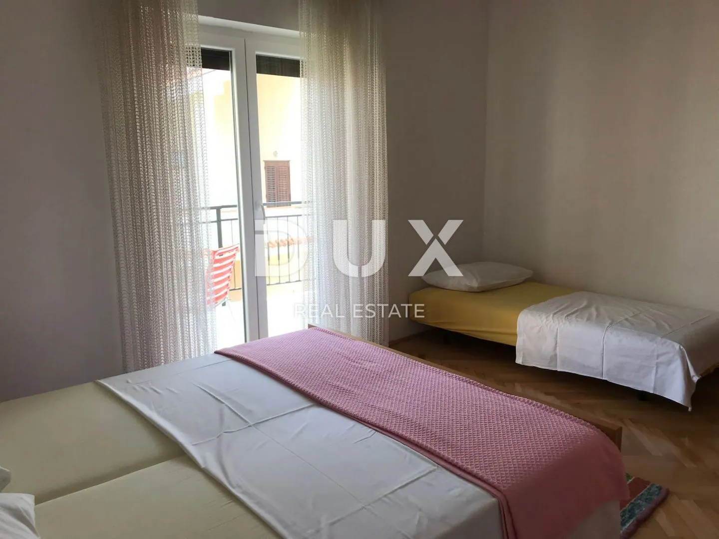 rab, lopar - kuća u centru grada - slika 15
