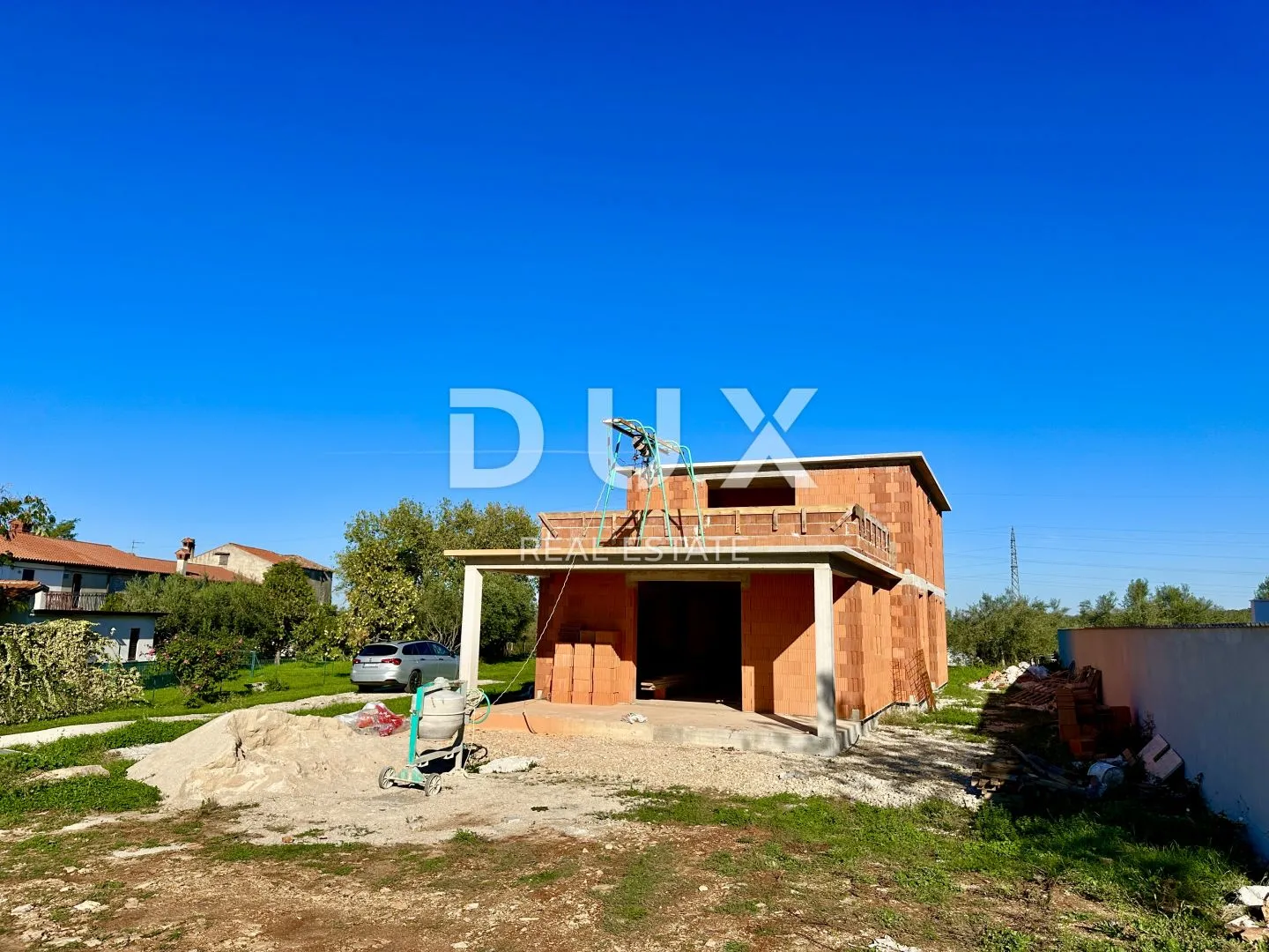 istra, umag - kuća s pogledom na more u roh-bau fazi - slika 1