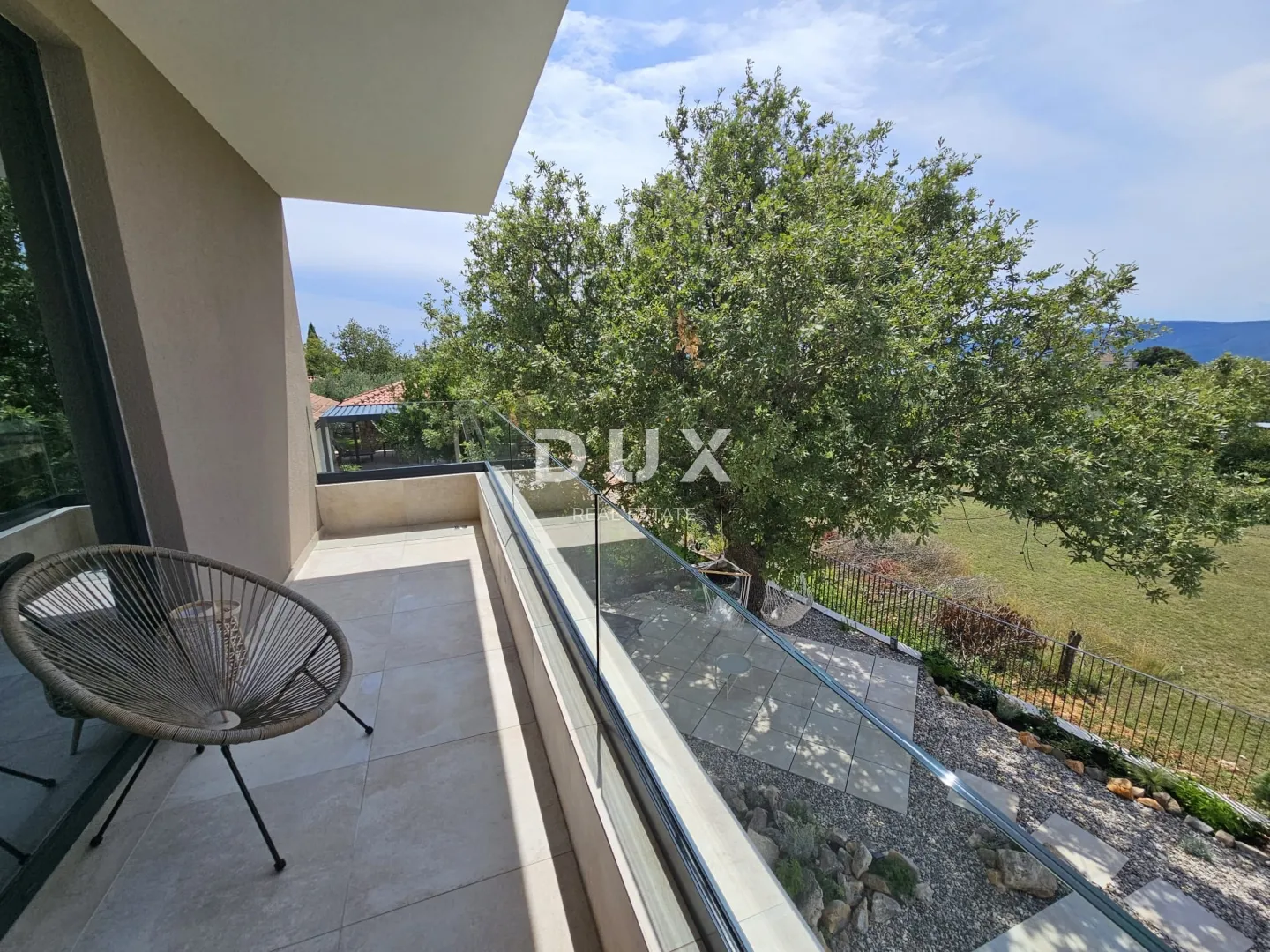 otok krk, linardići - luksuzna vila s bazenom - slika 17