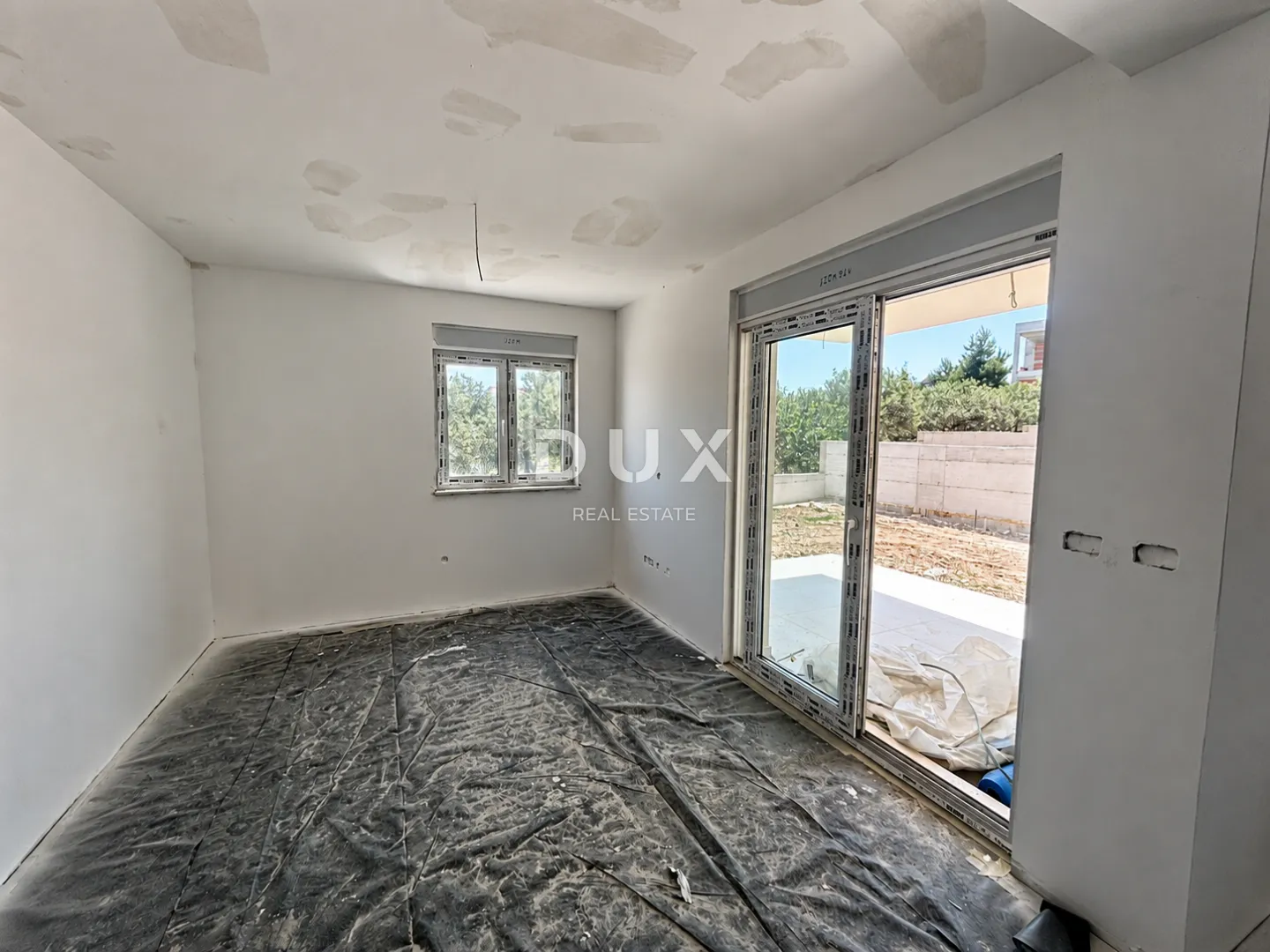 šibenik, vodice – stan u prizemlju s 133m2 vrta, novogradnja! - slika 6