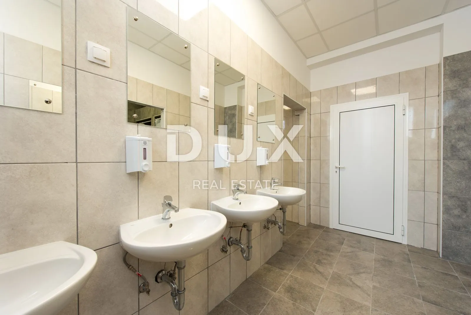 istra, pićan - motel sa 70 ležaja površine 1025 m2 - slika 29