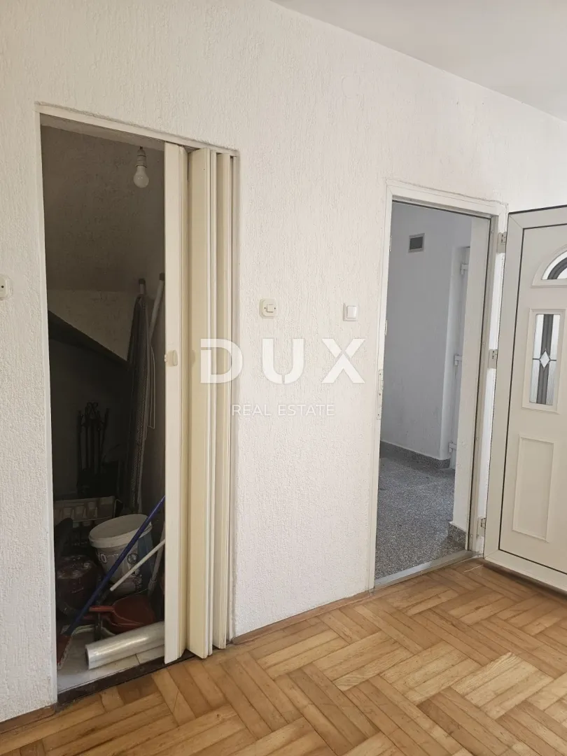 rijeka, škurinje - stan sa dva odvojena apartmana sa čak 5 spavaćih soba - slika 21