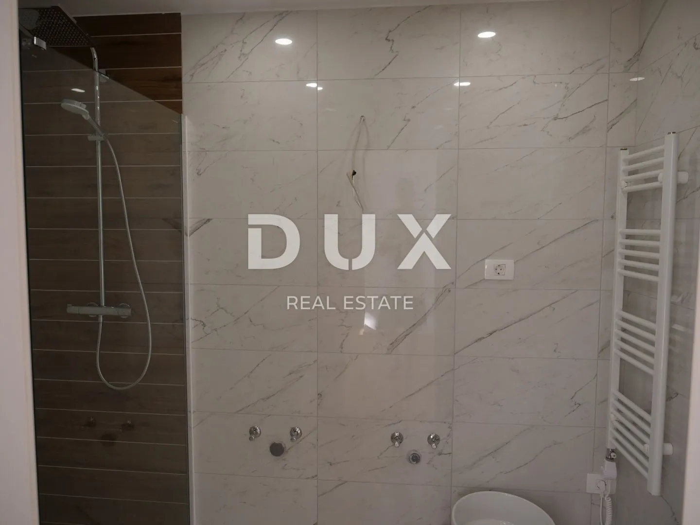 zadar, mocire - penthouse na traženoj lokaciji - slika 23