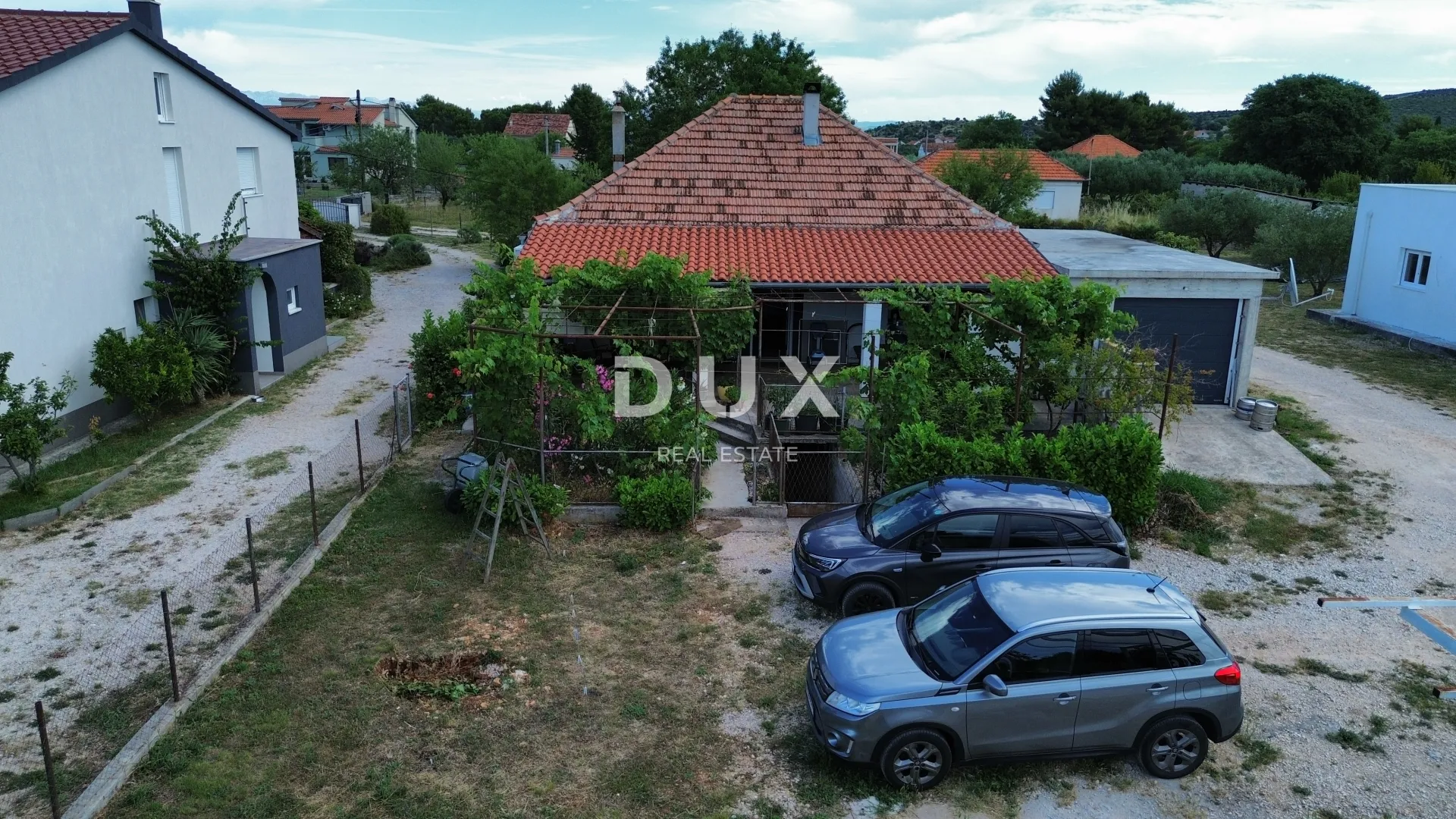 zadar, debeljak - prizemnica s velikom okućnicom! - slika 11