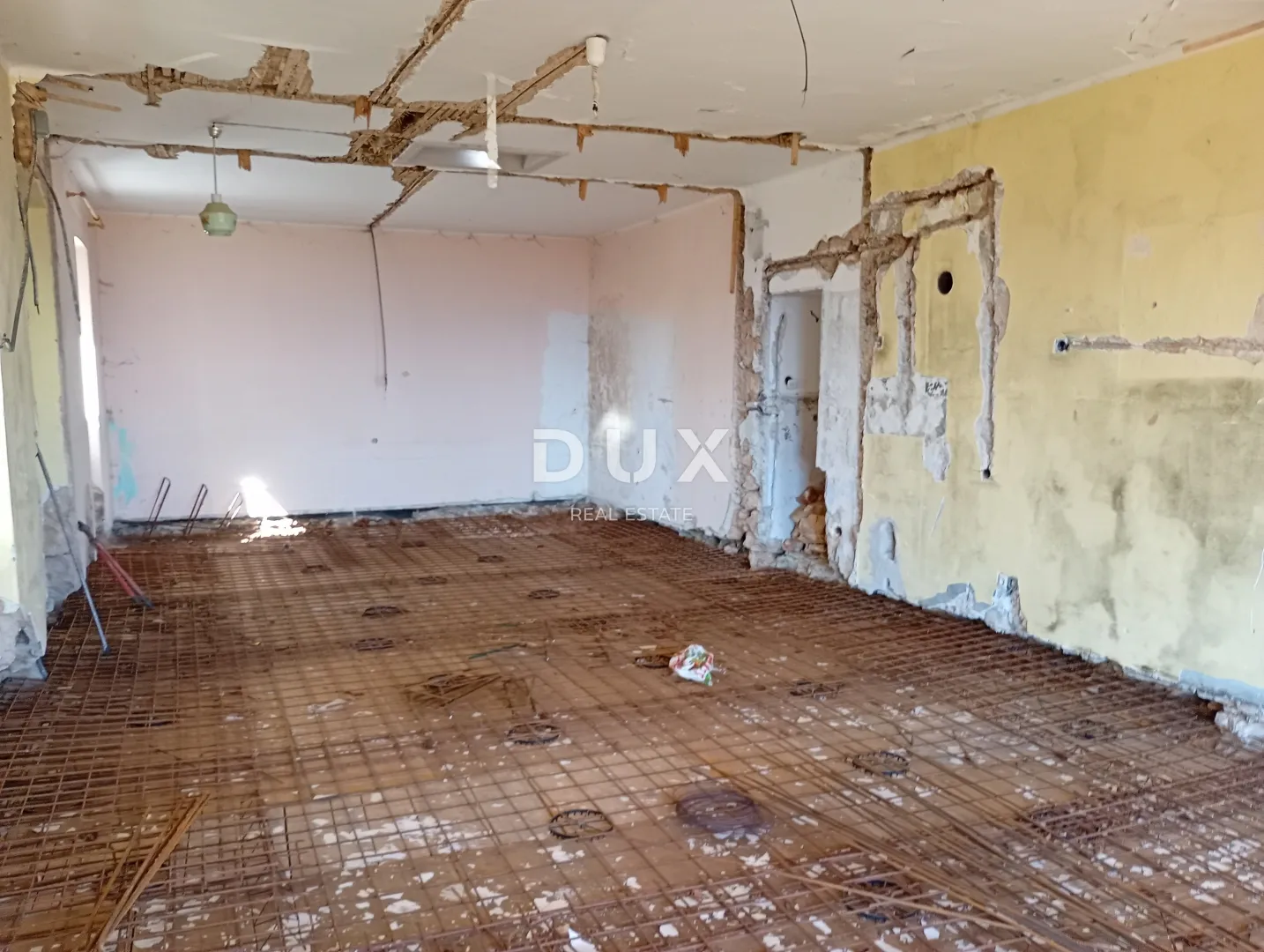 rijeka, praputnjak - prodaja starina za adaptaciju na 442 m2 - slika 6