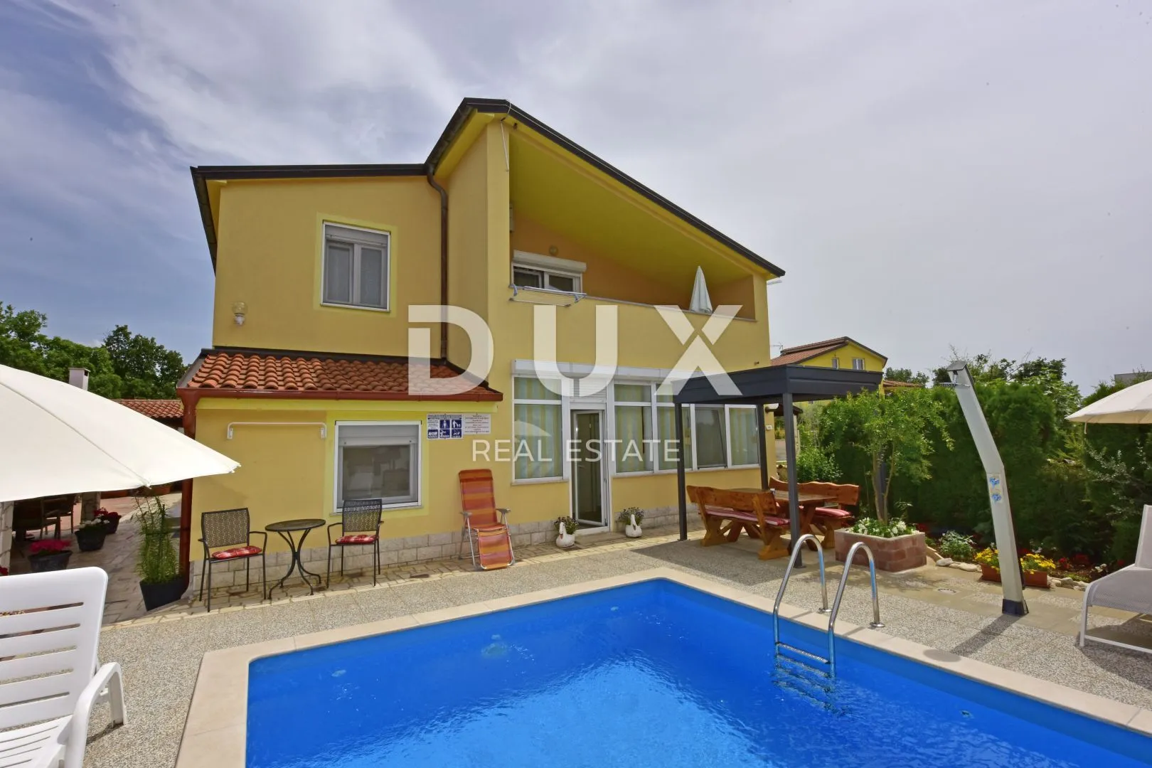 istra, poreč - apartmanska kuća sa bazenom - slika 2