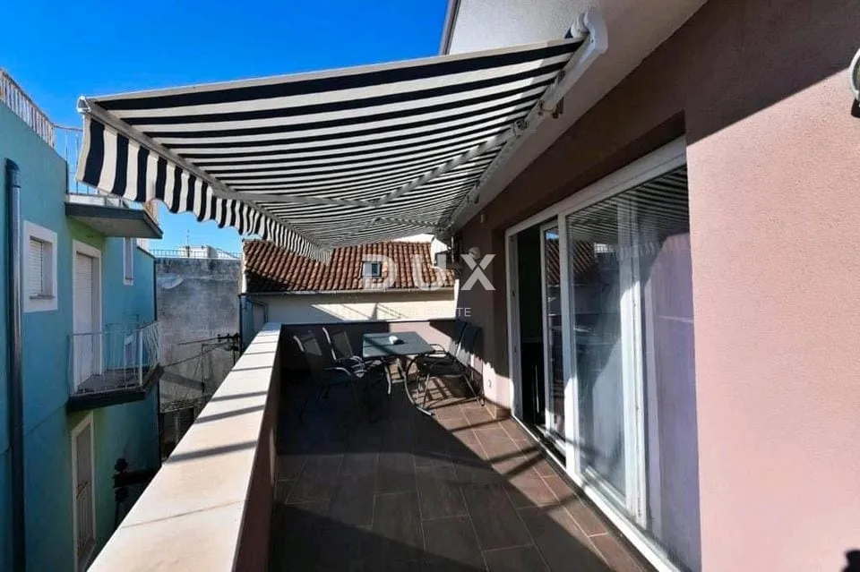 šibenik, vodice – renovirana kuća 200 m od mora - slika 5