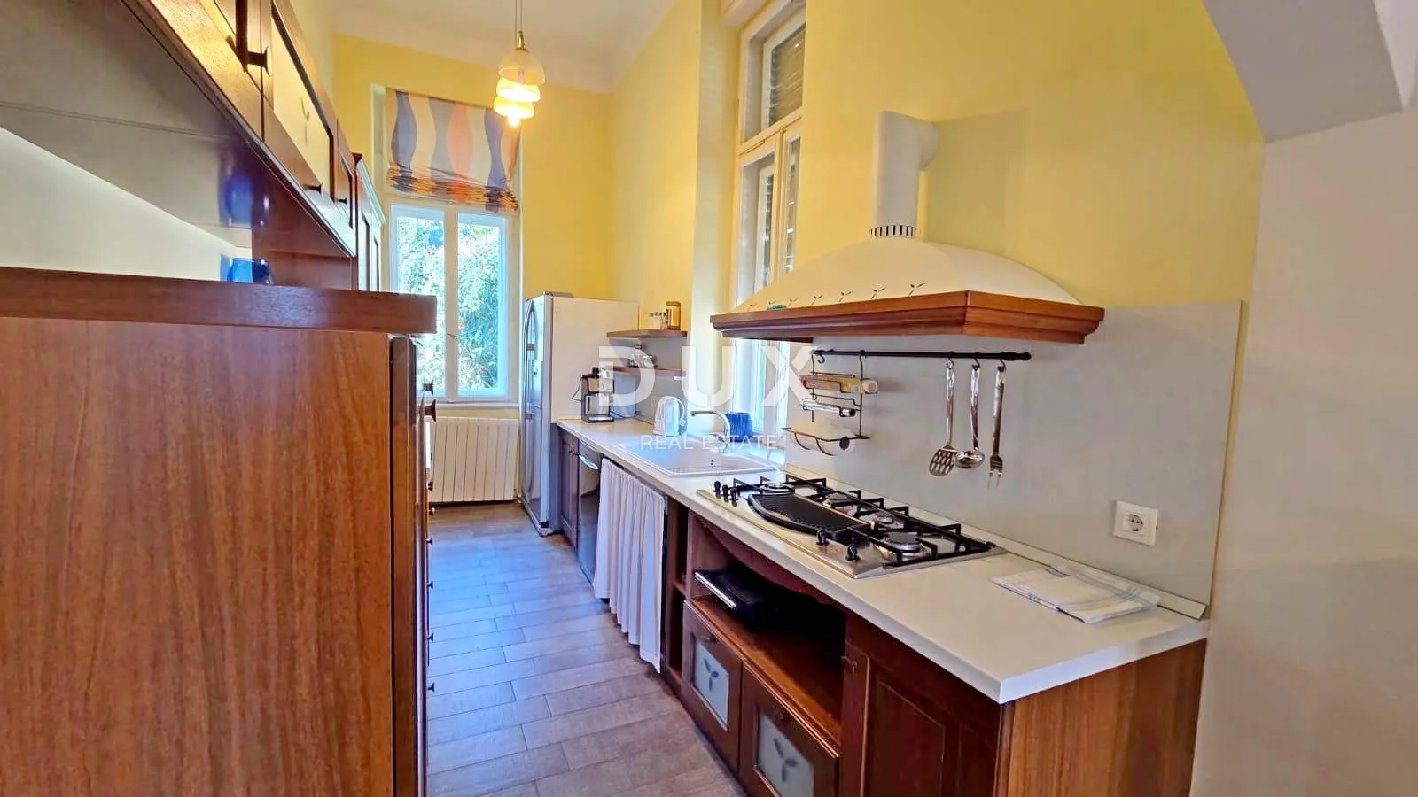 opatija, centar - otmjeni stan u srcu opatije, 150 m od mora, 3sdb, 109m2 - slika 6