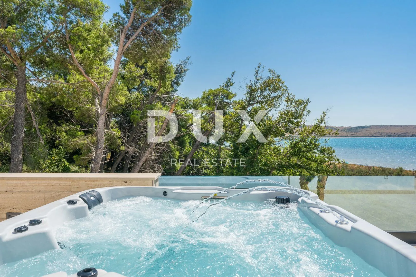 zadar, ljubač - luksuzna vila 1. red do mora - slika 10
