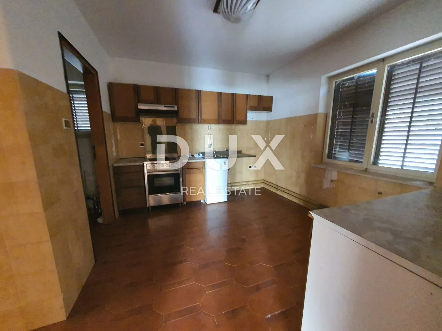opatija, centar - samostojeća kuća 302m2 s prekrasnim pogledom u centru opatije - slika 25