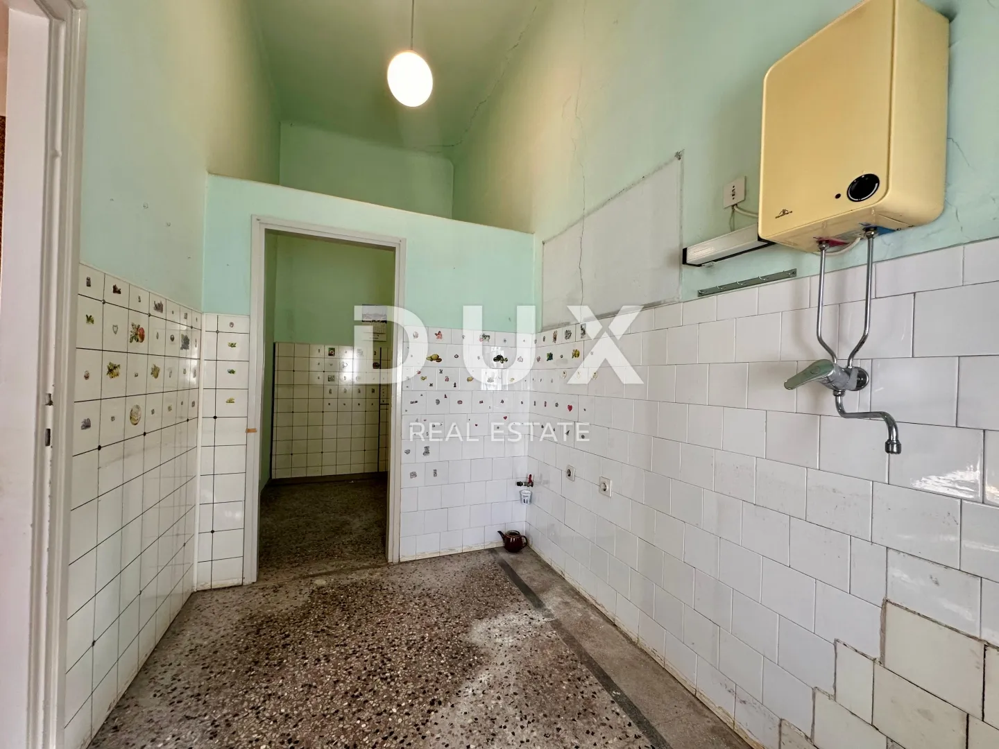 rijeka, centar, 4-sobni stan, 98,50 m2, 2 stambene jedinice - slika 18